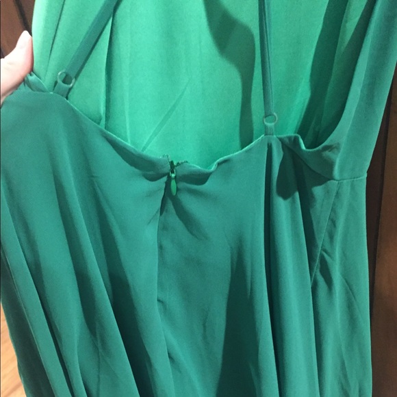 Lulu’s Kelly Green Maxi Dress. Backless. - Picture 8 of 8